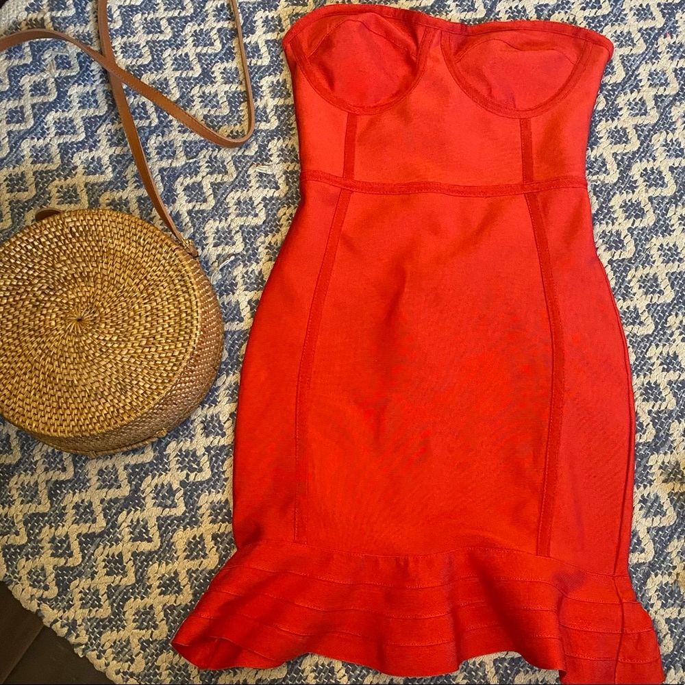 Strapless dress